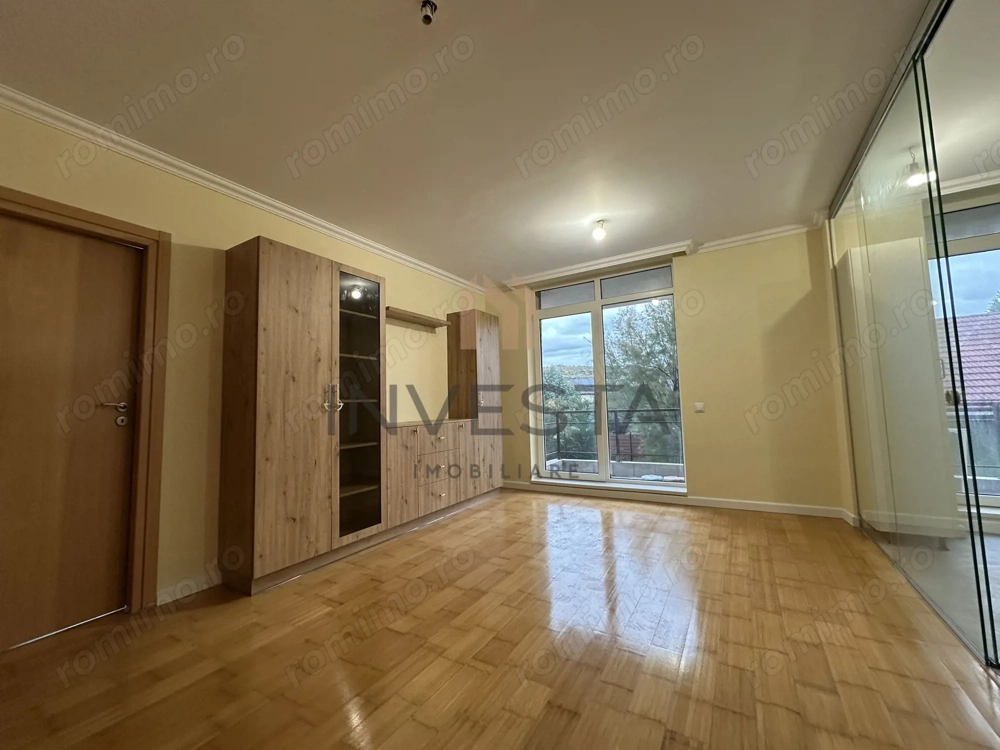 Apartamet 2 camere la etajul I cu podea din bambus in Borhanci!