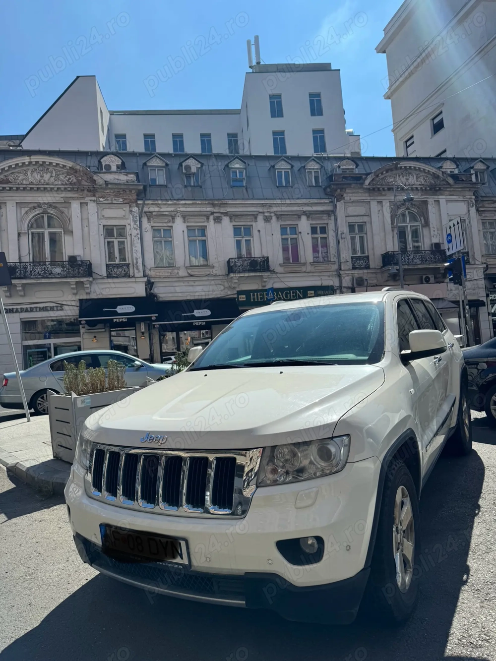 Jeep Grand Cherokee 3.0 CRD Limited   2012   4x4   putin rulata, bine pastrata!