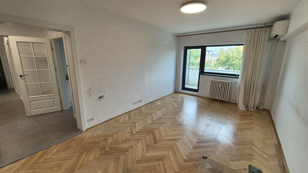 Apartament cu 3 camere 90,11 mp, bloc 1996 - Unirii
