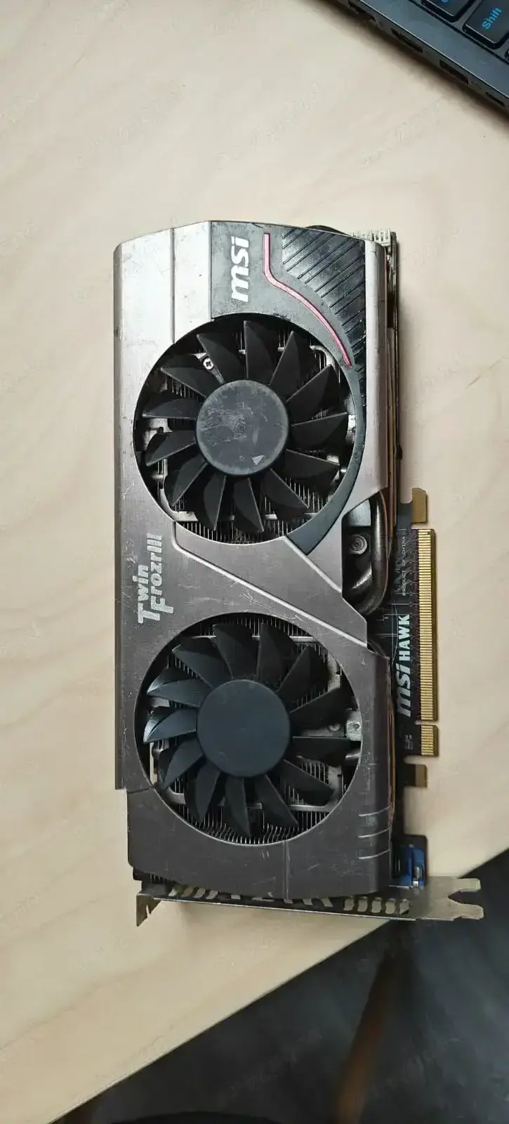 GTX 560 Ti msi 