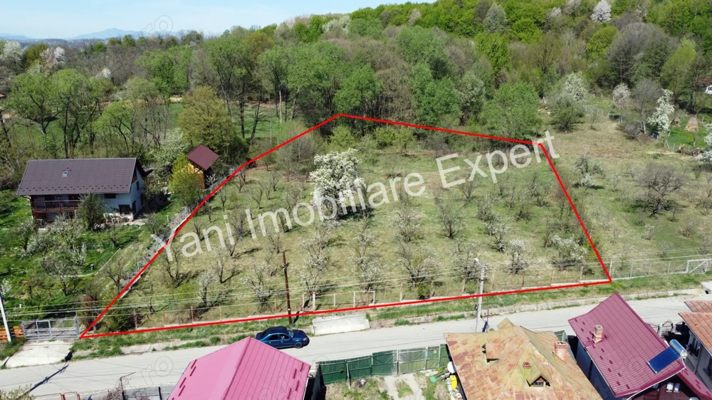 Teren de vânzare în Curtea de Argeș, strada Groape.