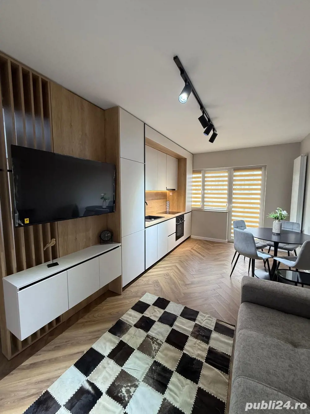 Proprietar vând ap. 3 camere Florești Proprietar vând ap. 3 camere Florești