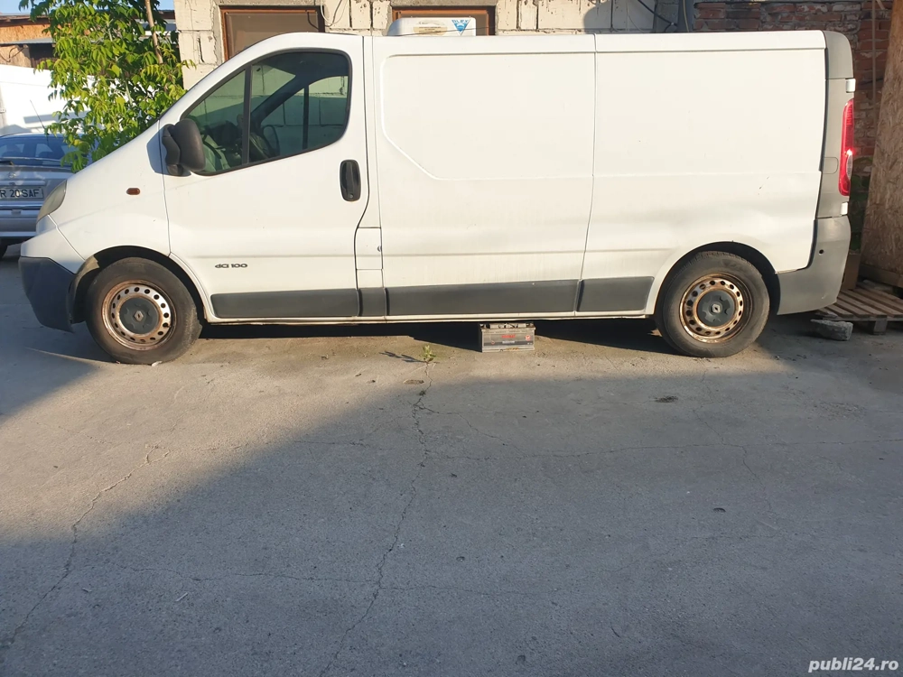 Autoutilitara Renault Trafic , frigorifica , motorina .
