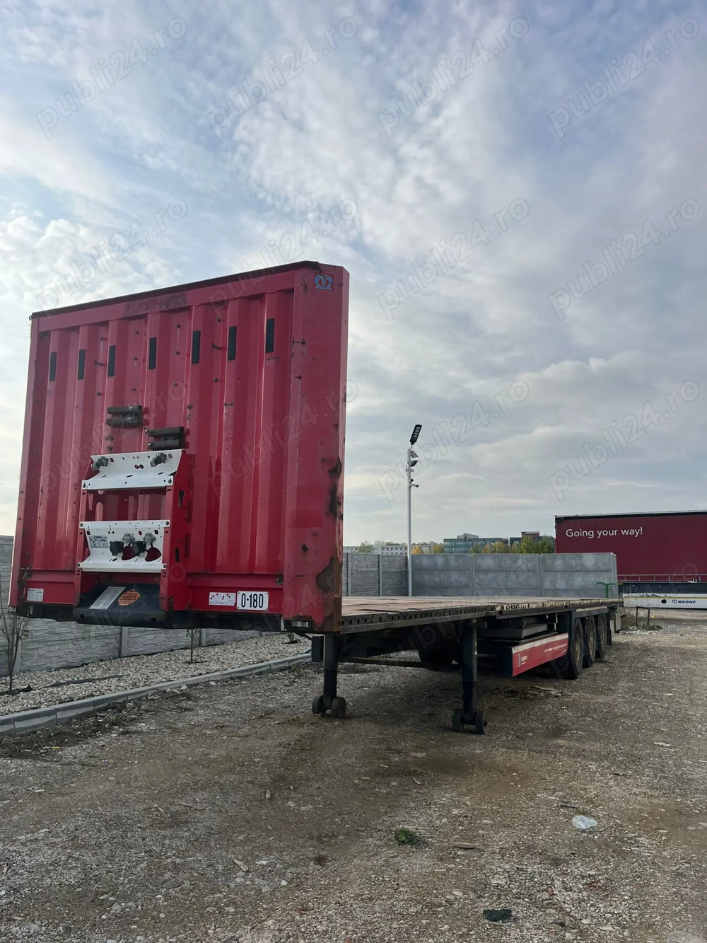 De vânzare: Semiremorcă platformă Krone SD   An 2014   Stare tehnică excelentă  