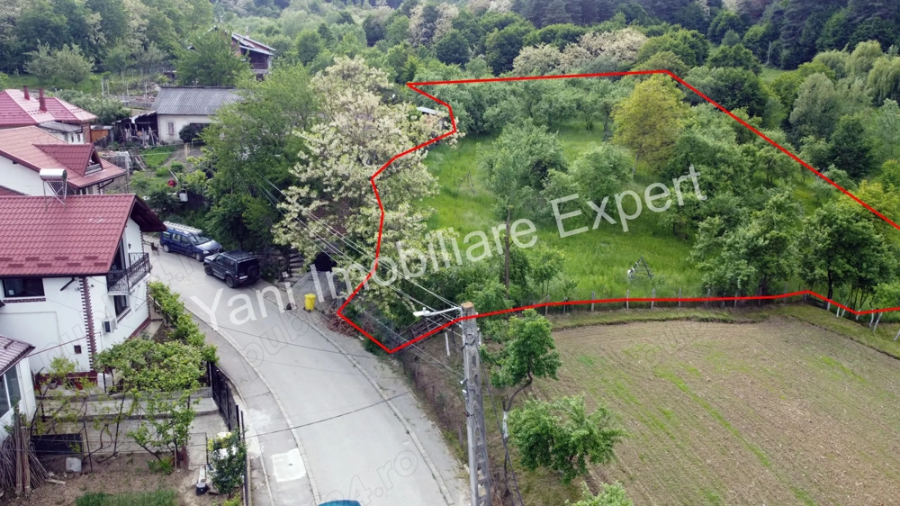 Teren de vânzare, în Curtea de Argeș, cartier rezidențial Marina.