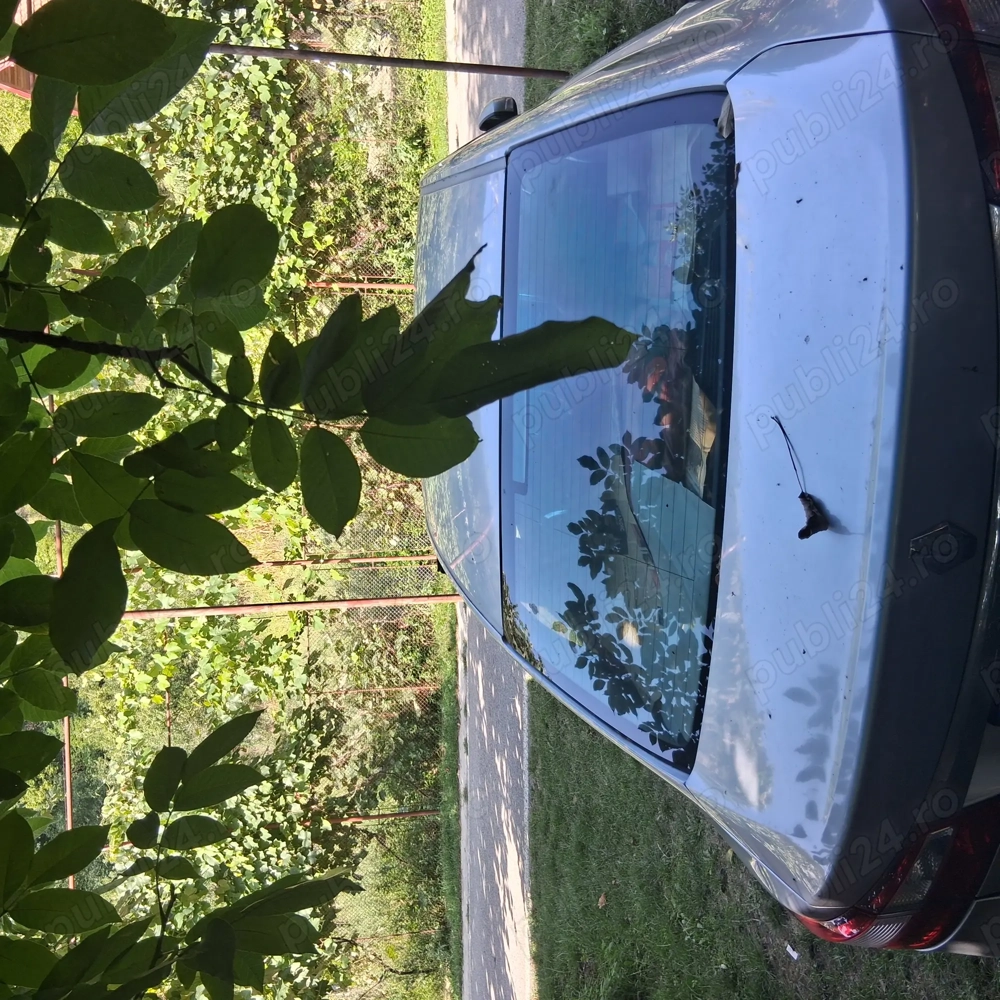 Vând  Renault Latitud. Vând  Renault Latitud.