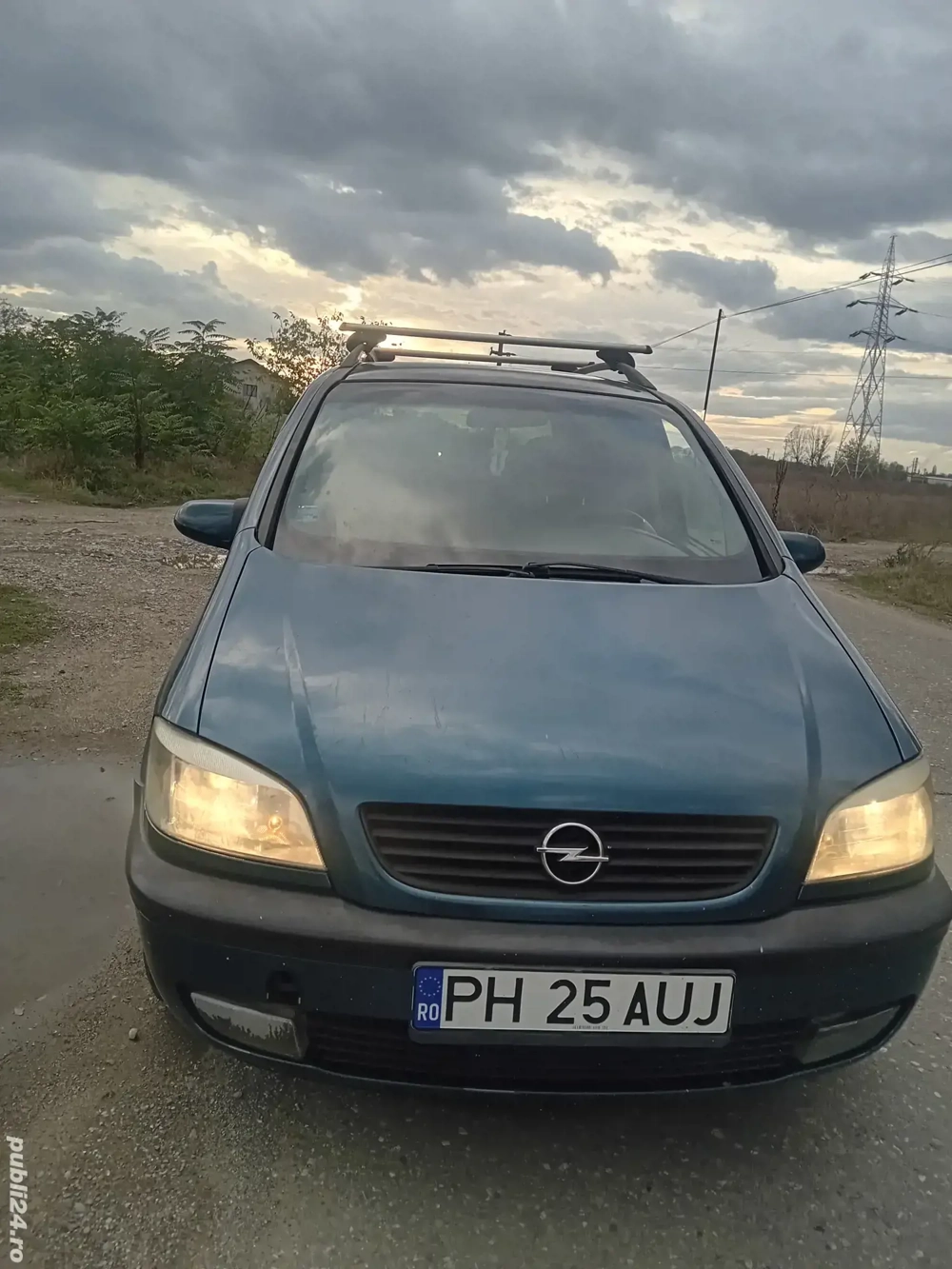vand opel zamfira 