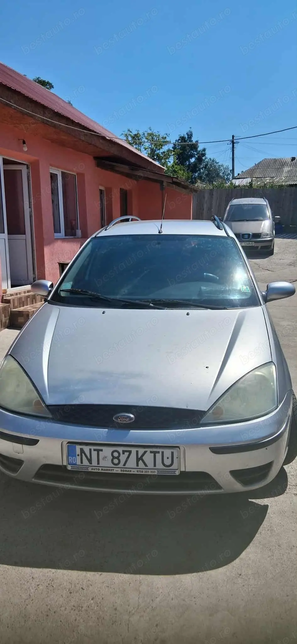 Ford Focus în state de funcționar