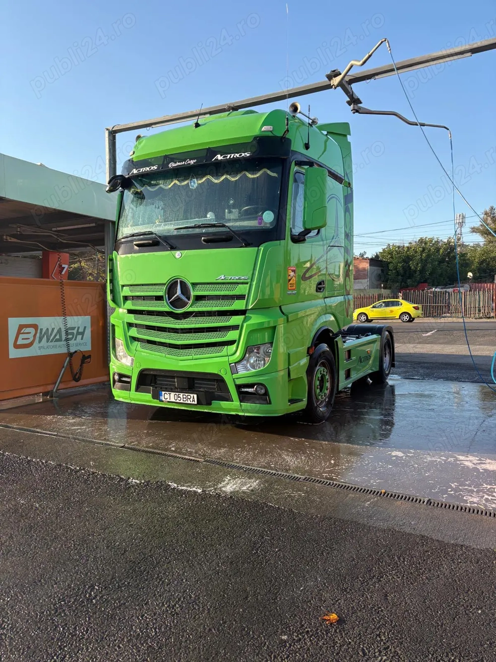 Vand cap tractor Mercedes Actors 