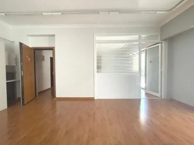 Spatiu birouri de inchiriat in zona Unirii