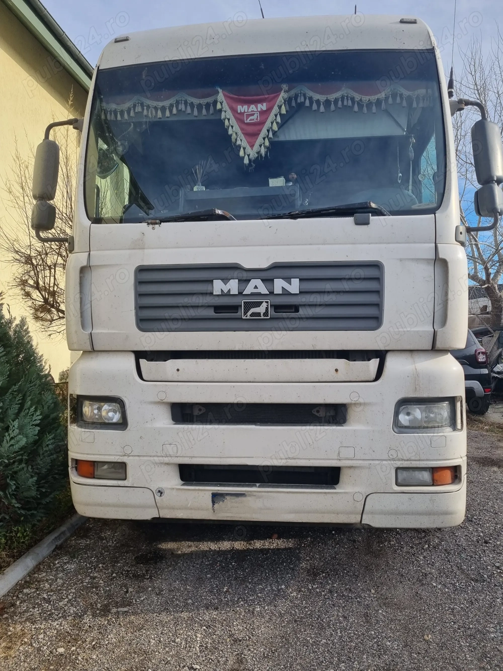Cap tractor MAN TGA  440