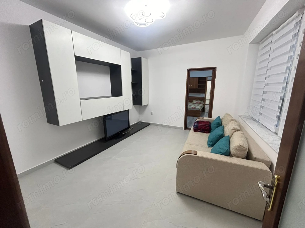 2 Camere Piata Constitutiei + Loc de Parcare