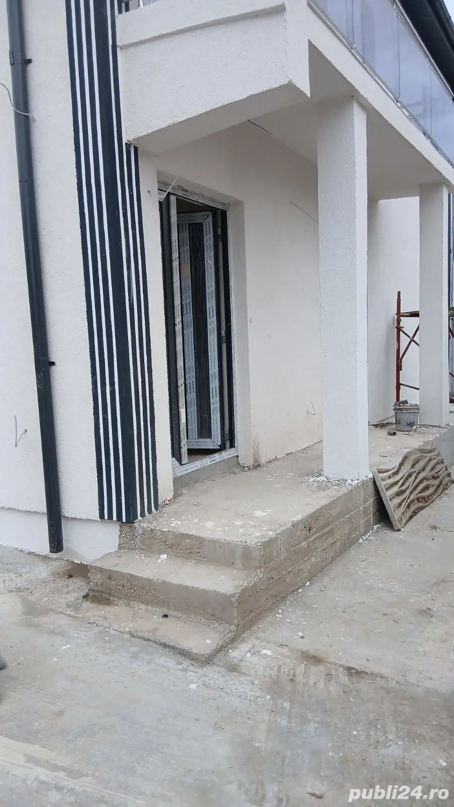 2 case P+ 1 de vânzare 