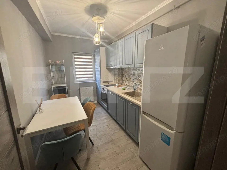 Apartament 2 camere – 54 mp, decomandat, parcare, zona Florilor