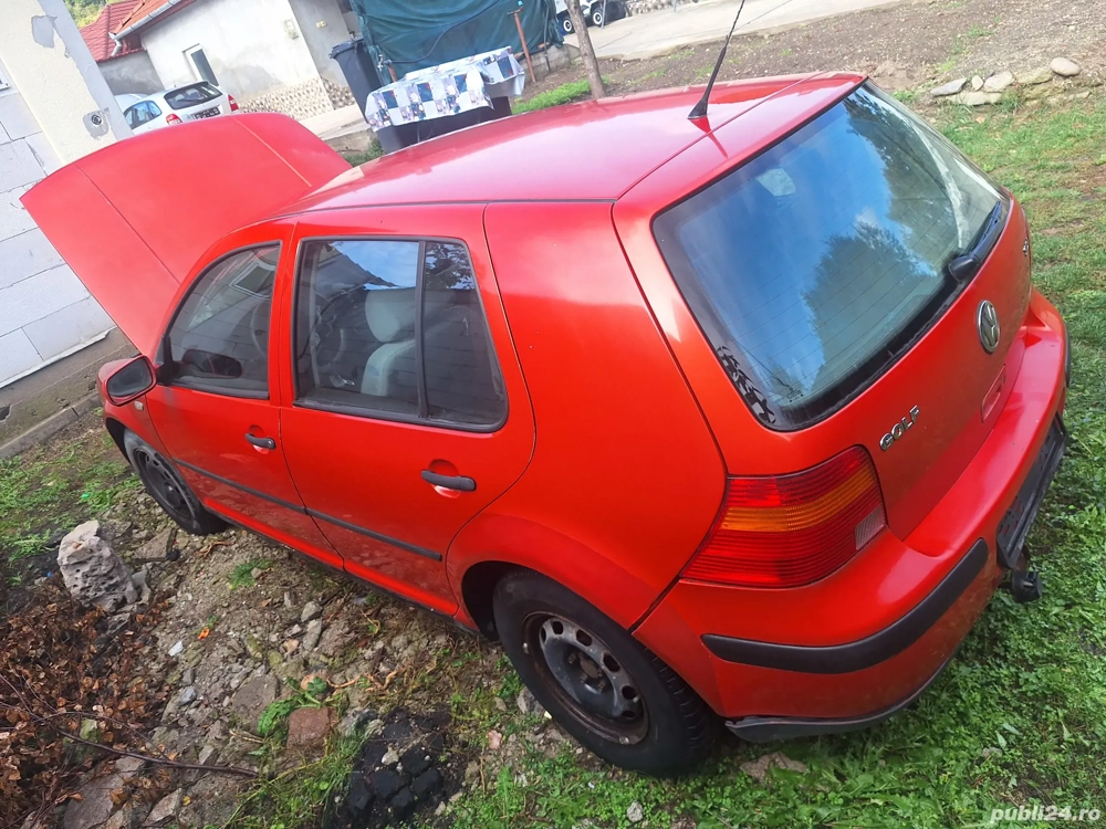 Dezmembrez Golf 4. 1.9 SDI