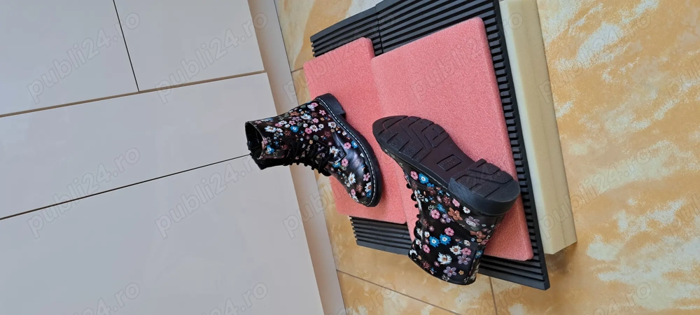 Bocanci femei Dockers 40