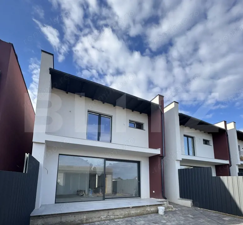 Case de vanzare  , 120 mp utili ,foișor + beci,zona rezidentiala Lisaura 