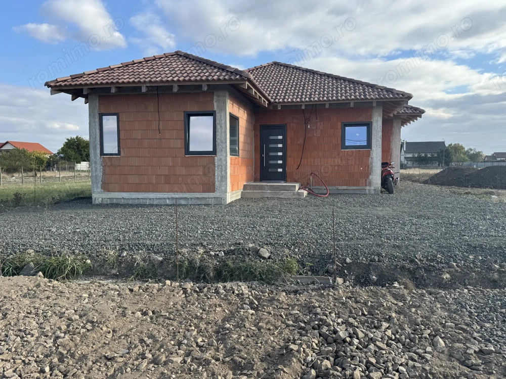 Individuala Parter Becicherecu Mic, Zona Semicentrala,4 Camere,Teren 800 mp