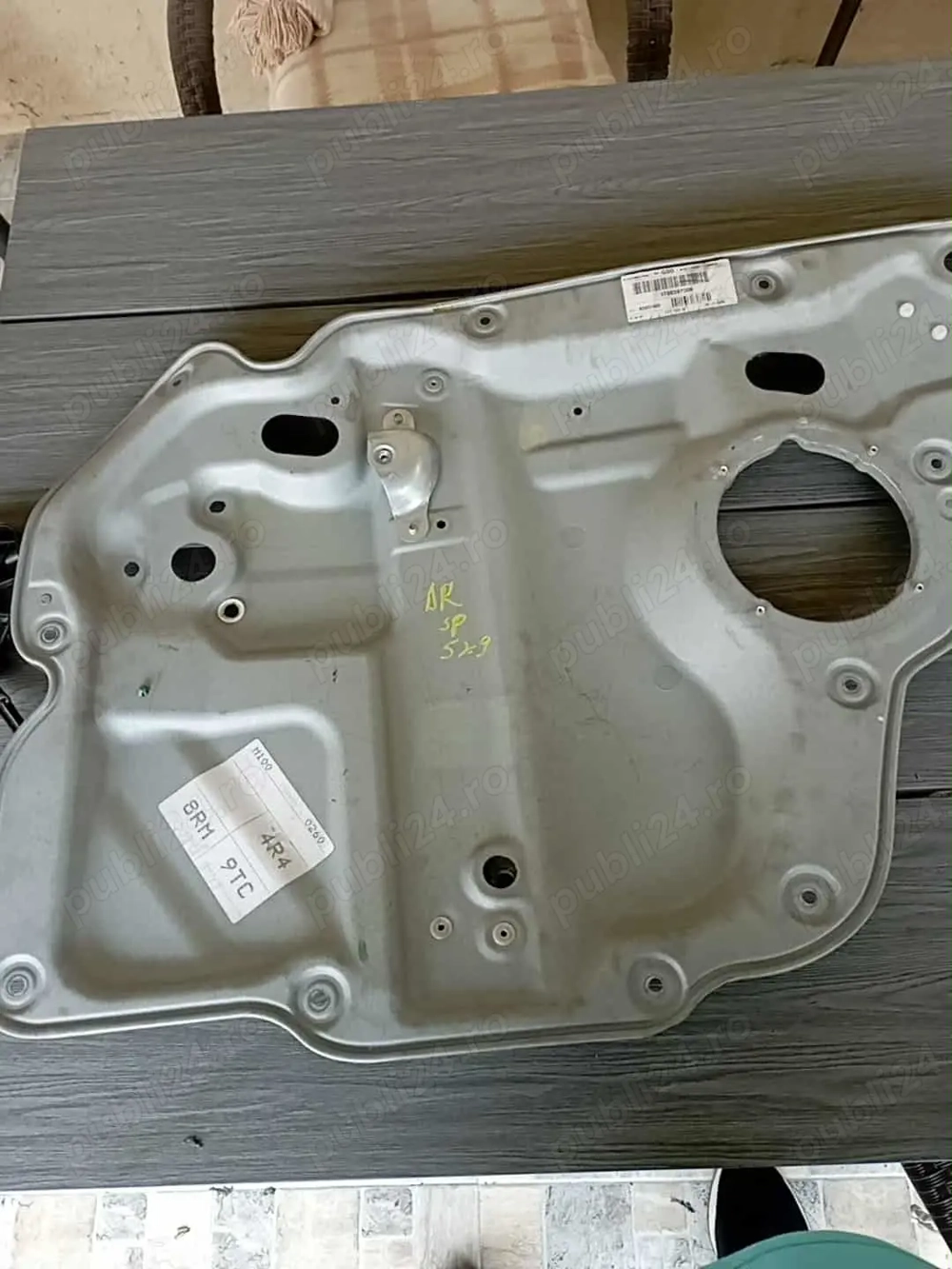 Macara geam dreapta spate vw touran 2006