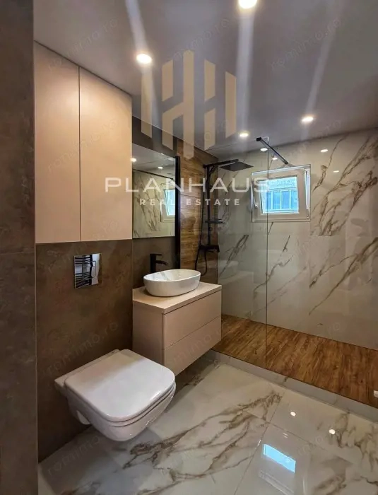 Etaj 2 ,decomandat 2 camere ,55 mp, renovat integral