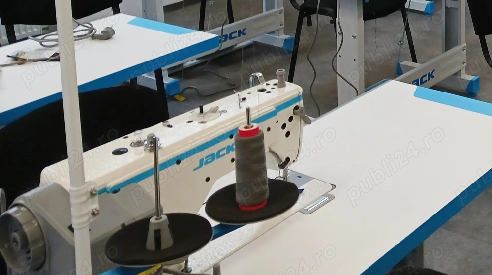 Masina de cusut economica