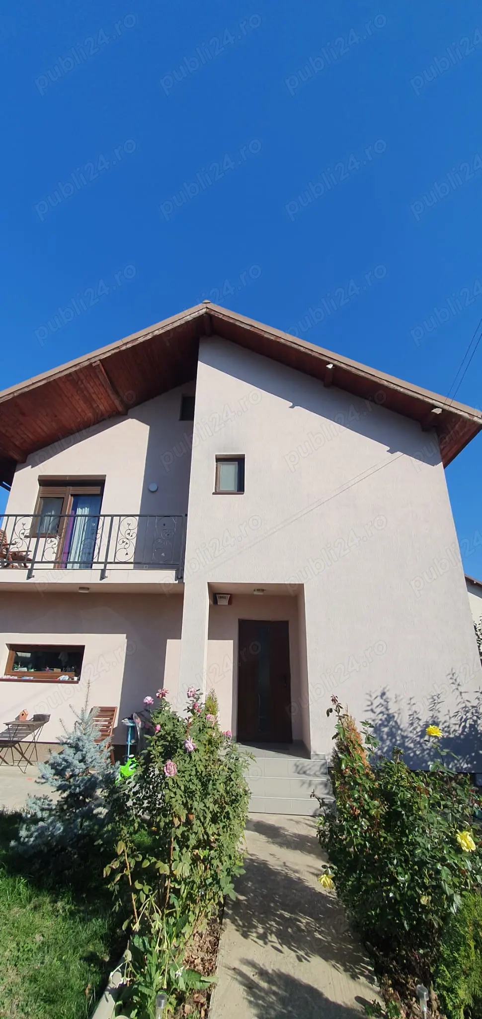 Vand vila 4 camere Bacu(Joita)
