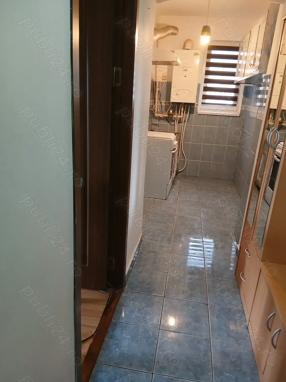 Vand apartament cu 2 camere