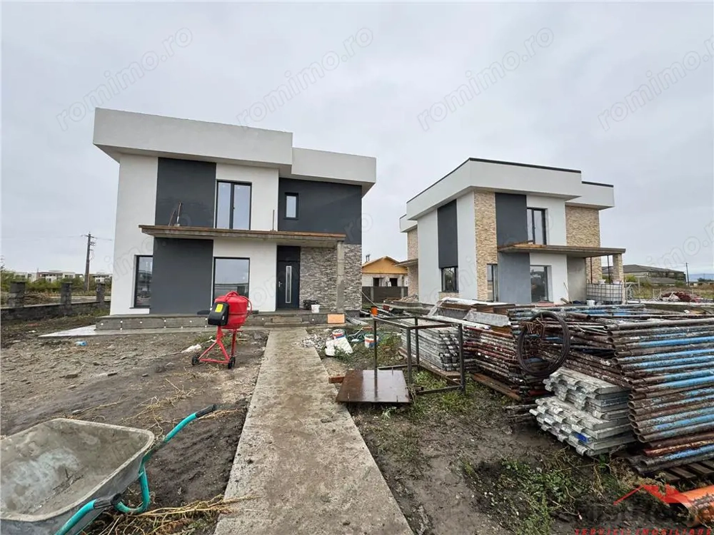 Vila P+1 de vanzare in Focsani - Nord 4 dormitoare, 3 bai , 166.000 euro
