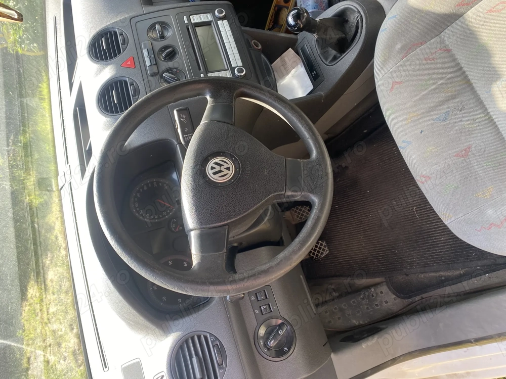 Vând vw caddy autoutilitară 