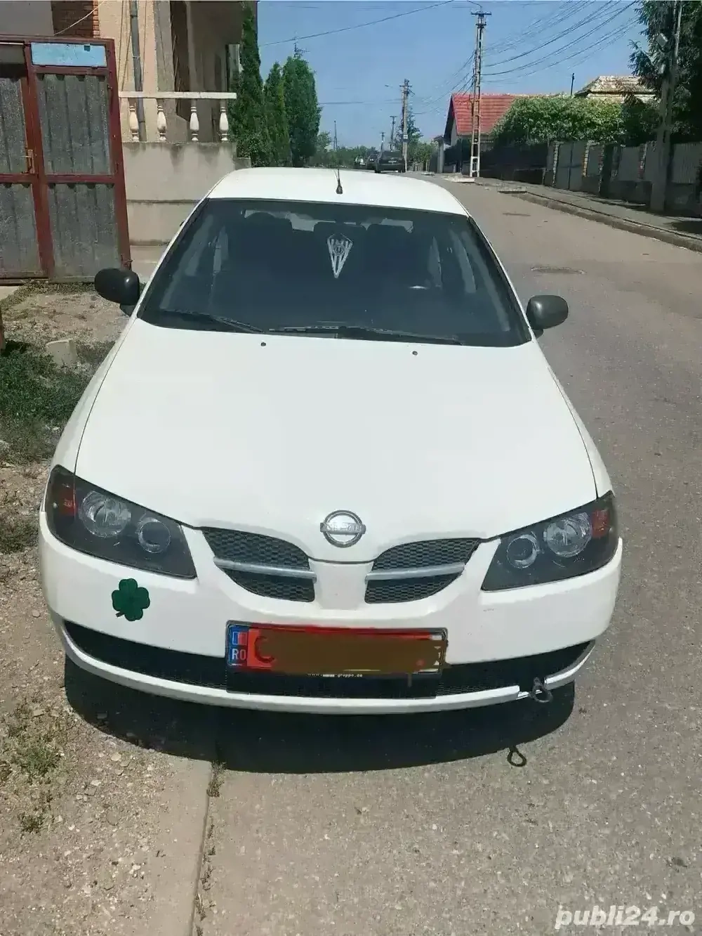 Vand Nissan Almera 2004