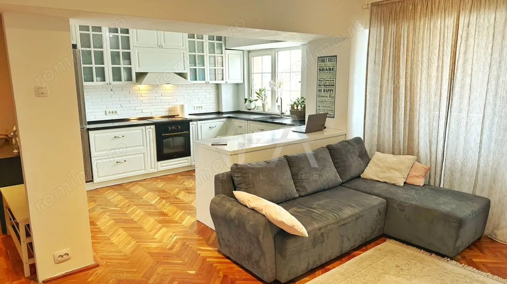 Apartament 3 camere Ștefan cel Mare – semidecomandat, etaj 10, 73 mp