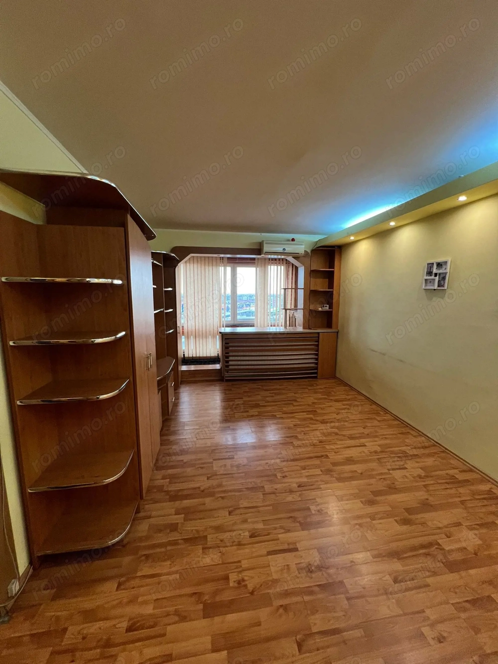 Apartament 2 camere 54 mp Grand Arena centrala proprie pret negociabil