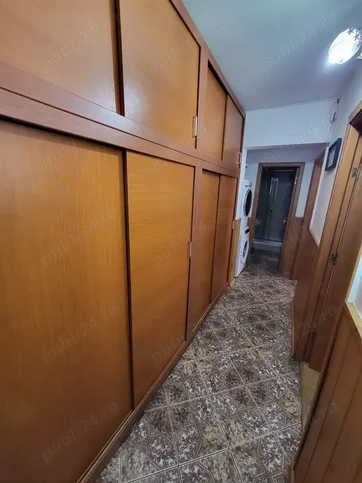 Inchiriez apatament modern 3 camere Racadau