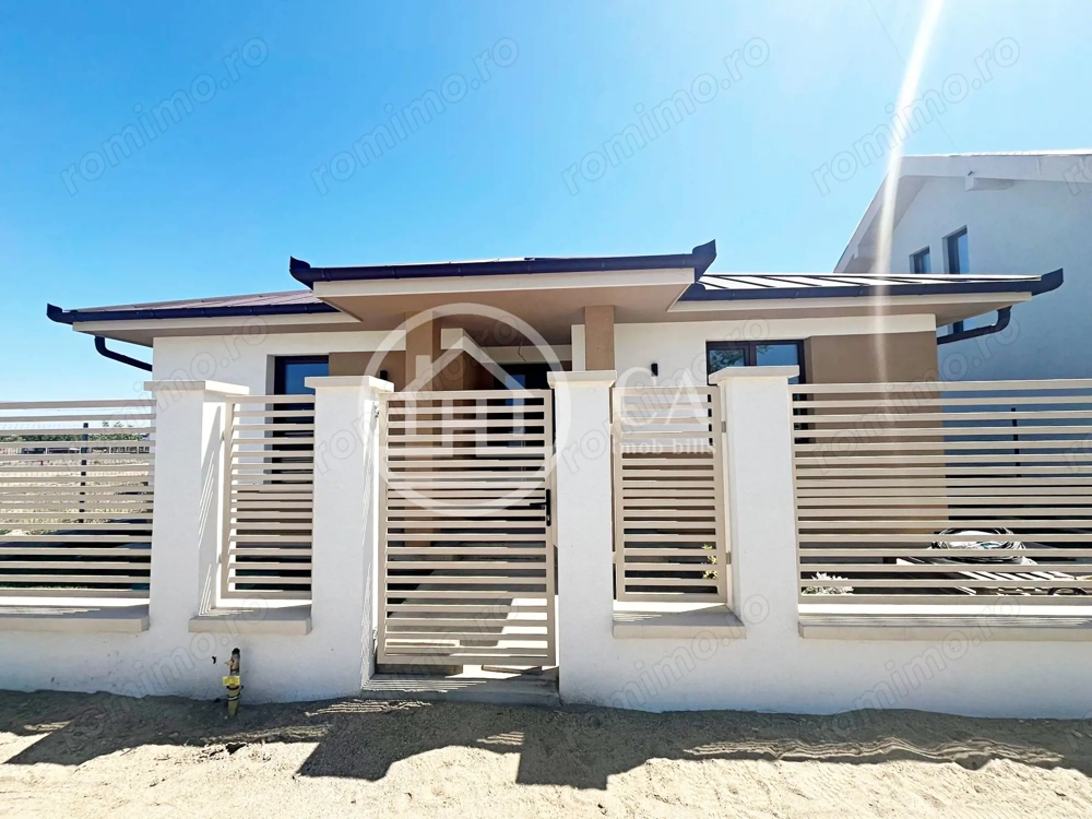 Casă de vânzare cu 3 camere in Sânmartin-Cihei, Bihor