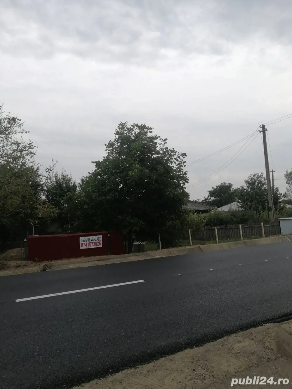 Casă de vânzare + teren 4700 m2