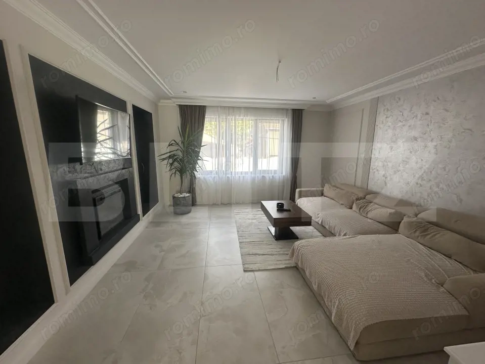 Casa 9 camere, 330 mp, 400 mp teren, zona Semicentrală
