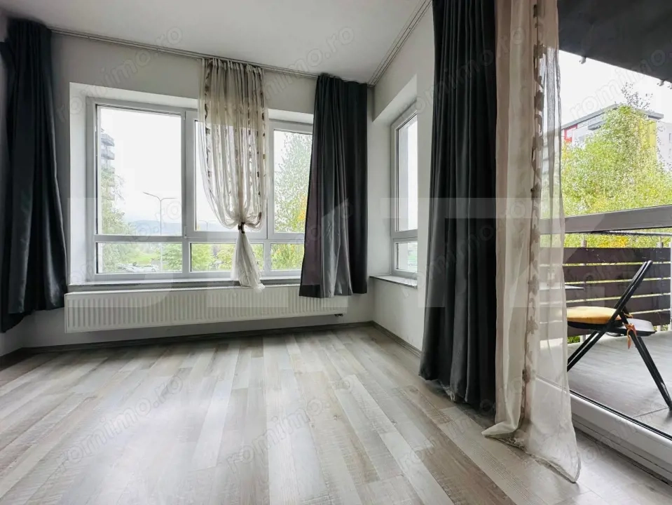 Garsoniera decomandata, 40 mp utili, boxa si loc de parcare, in zona Bartolomeu