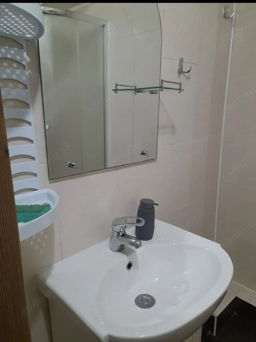 Garsoniera de inchiriat in zona Obor