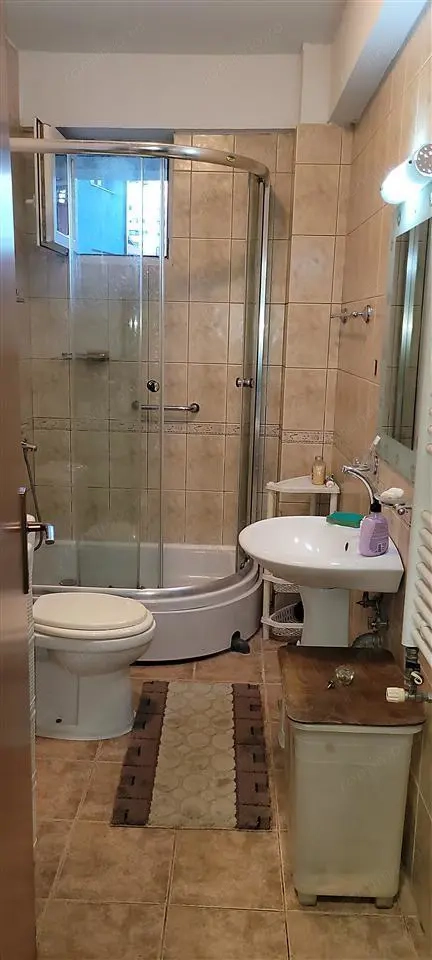 Garsoniera de inchiriat in zona Militari vis-a-vis de ING Garsoniera de inchiriat in zona Militari vis-a-vis de ING