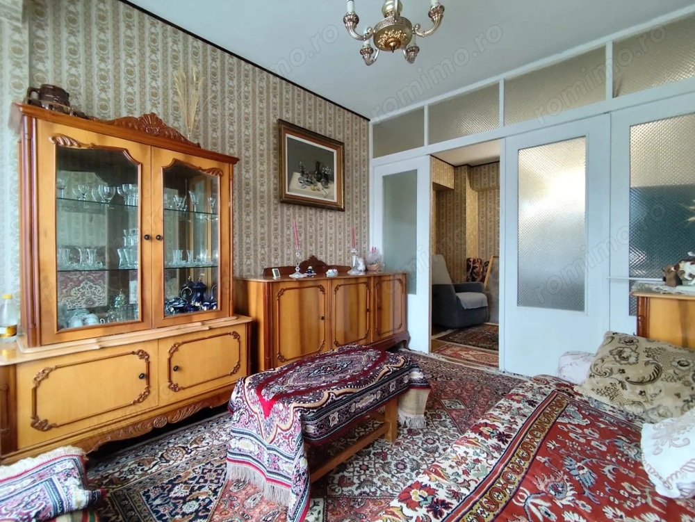 Apart.de inchiriat ultracentral, langa Facultatea de Medicina, Oradea