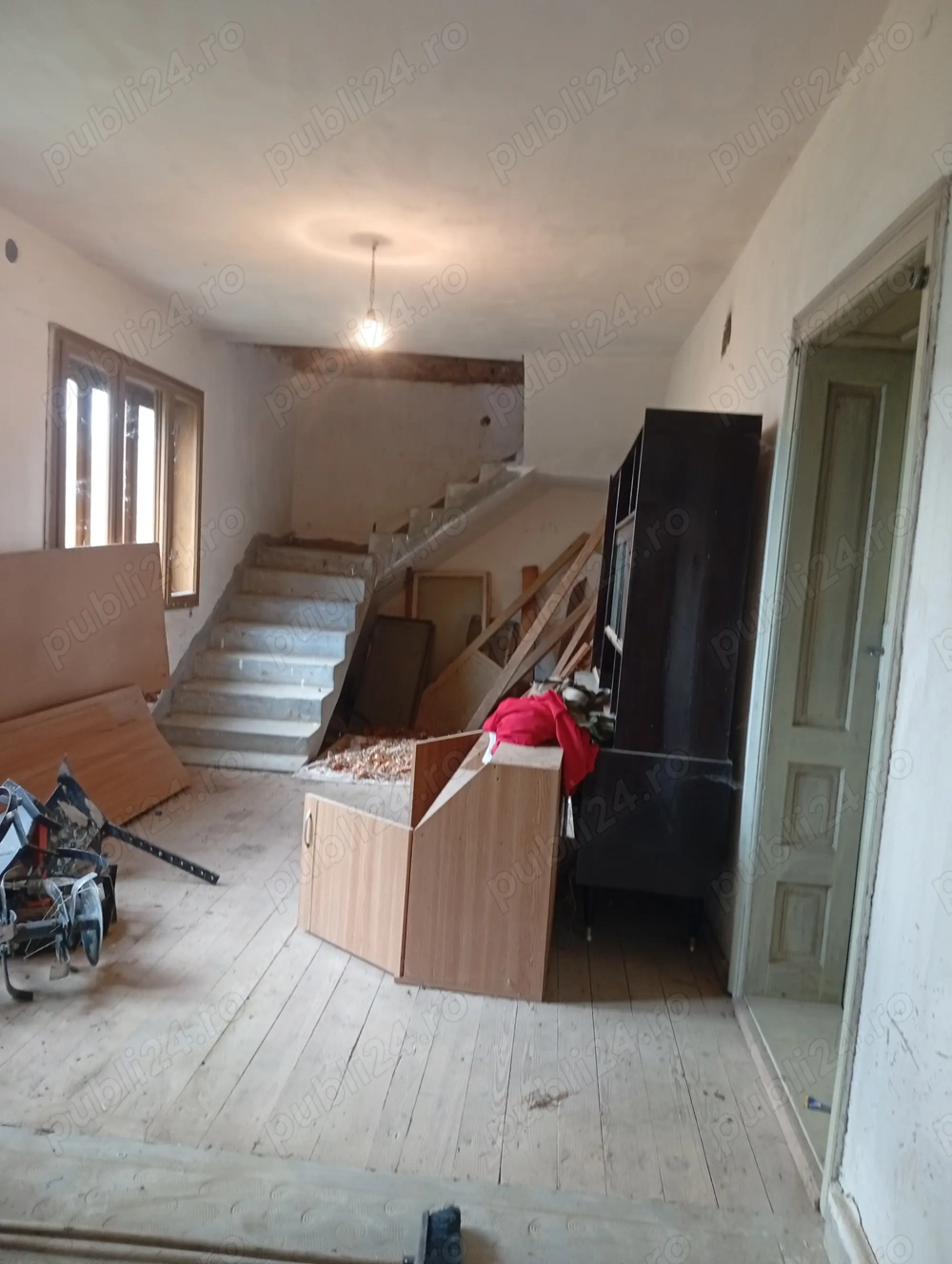 Casă de vânzare  Casă de vânzare