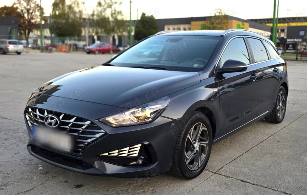 Vand Hyundai i30 hybrid, sport wagon, 160 cp