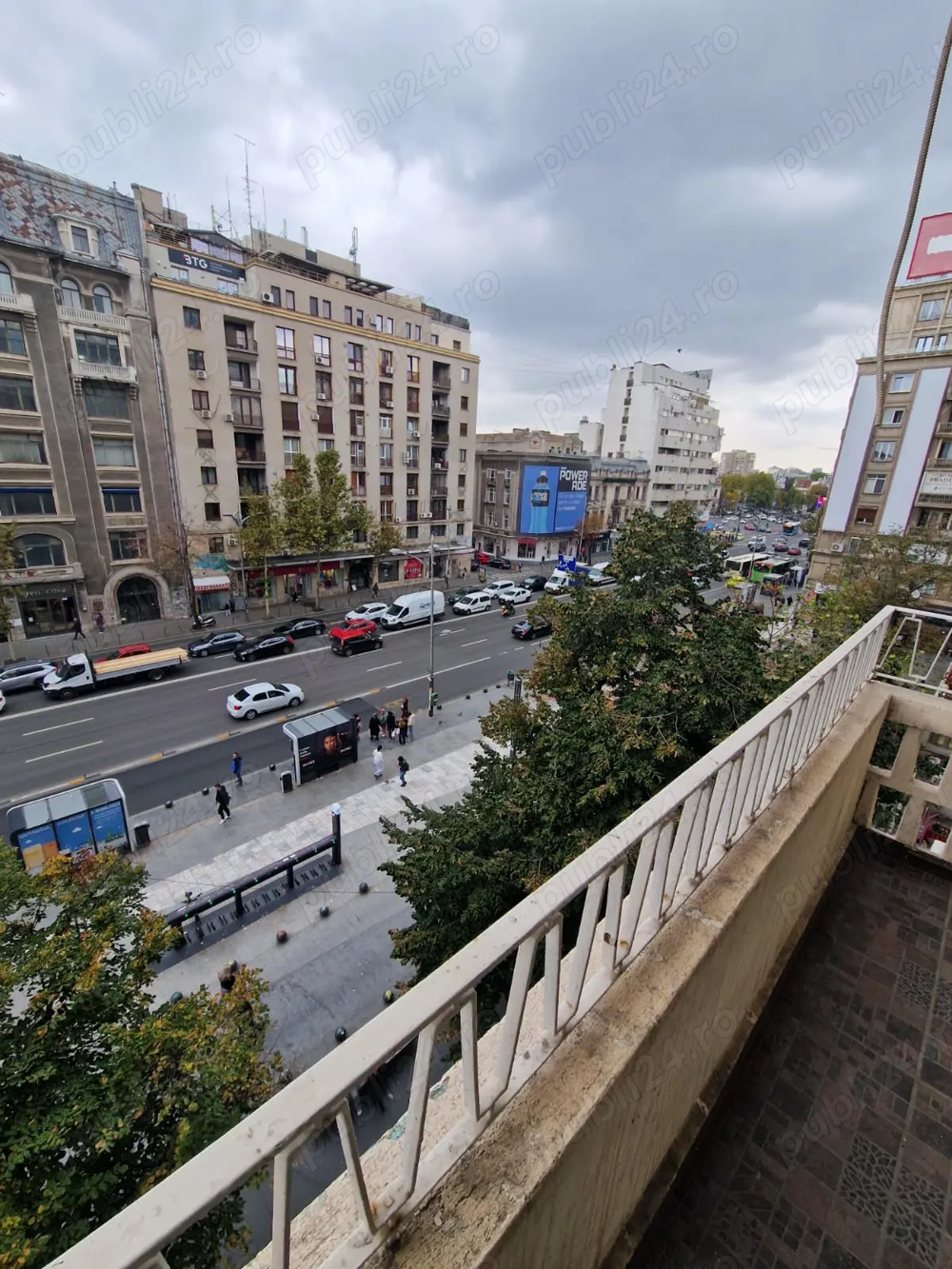 Romana, metrou, apart 2 camere 60 mp