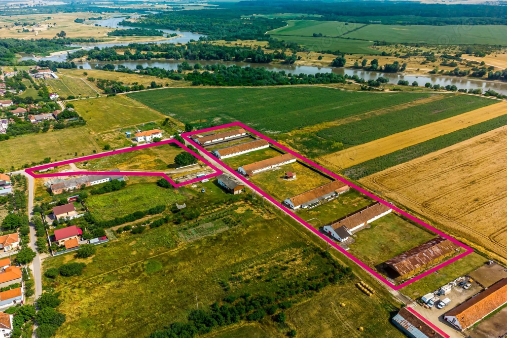 Fermă Mândruloc 2,5 ha