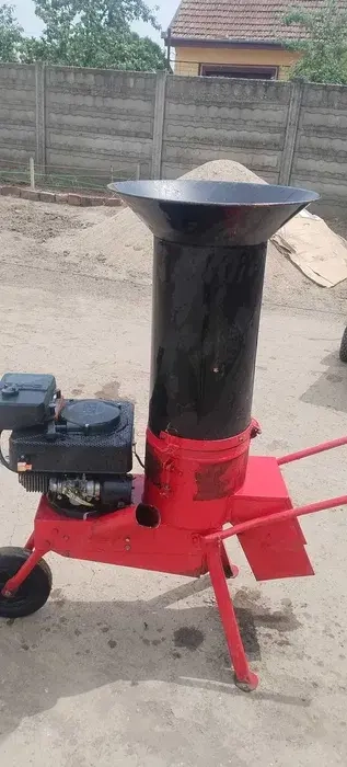 Tocător profesional Samix Allesfresser S-B 6   Motor Termic (Benzină)