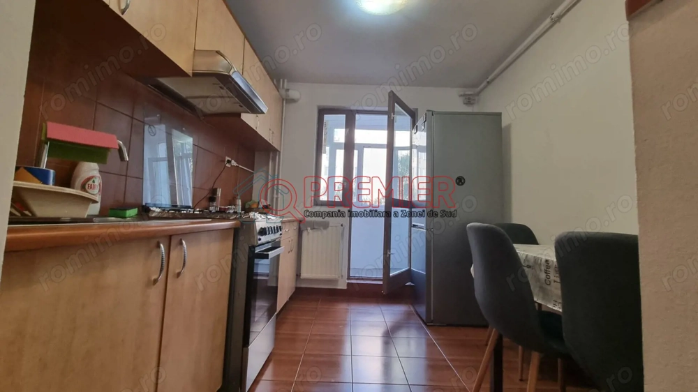 Ocazie ! Str Ionescu Gheorghe - metrou Ap Patriei -8 min - 3 camere