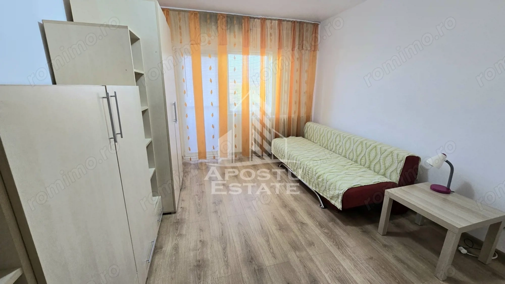 Apartament cu o camera, etaj intermediar, zona Lipovei