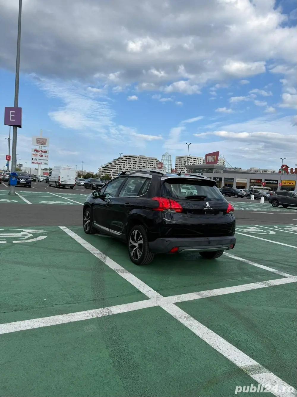 Peugeot 2008   1.6 VTi 120 CP   Automată   2013   140.000 km