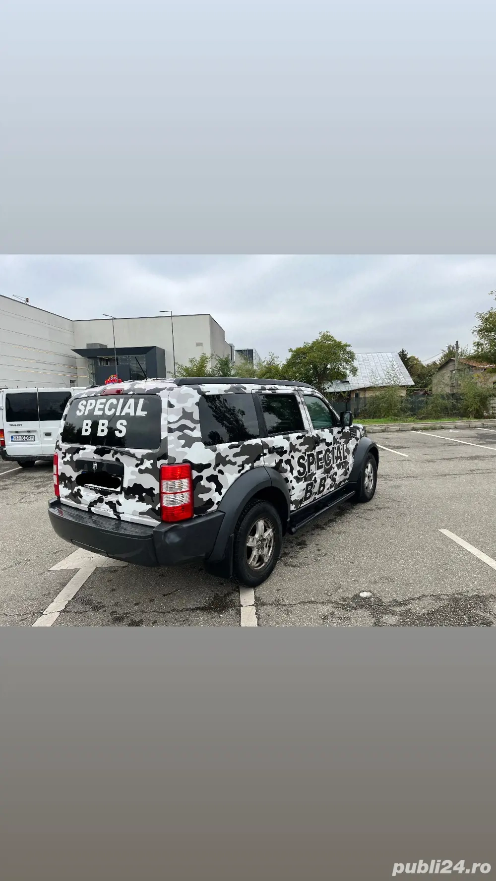 Vând sau schimb    Dodge Nitro 2.8 CRD 4x4   2008   175 CP   Manuală 6+1 preț 2650 euro negociabil