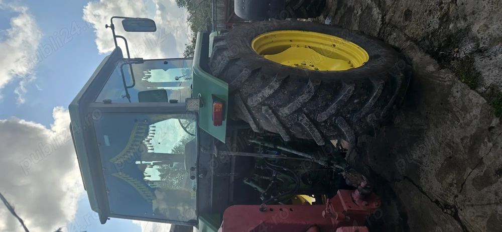 Tractor jhon deer de vanzare 